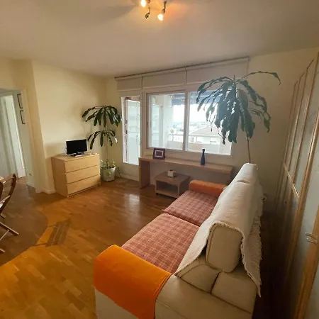 Coqueto Apartamento Con Terraza Y Piscina